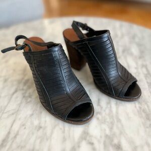 Black Women's Heeled Sandals